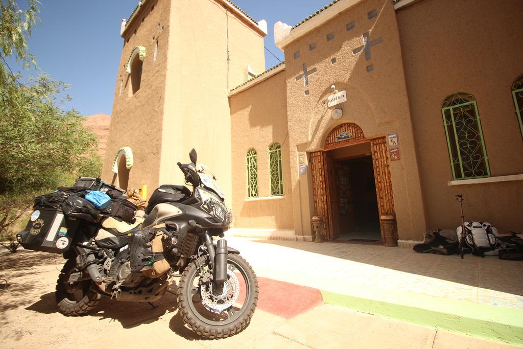 Kasbah Hotel Camping Jurassique Ifri Экстерьер фото