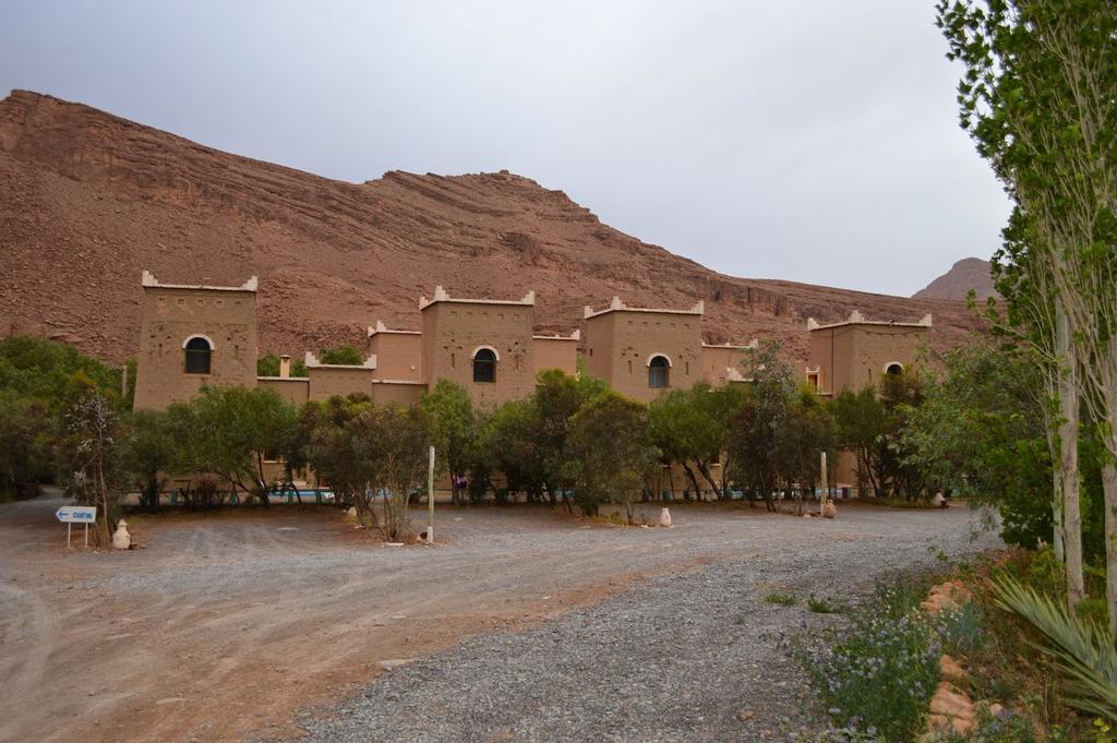 Kasbah Hotel Camping Jurassique Ifri Экстерьер фото